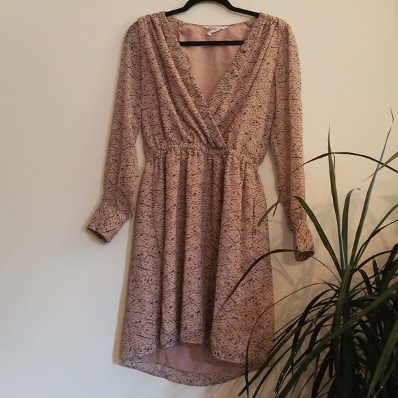 BCBGeneration - Picture 1 of 3